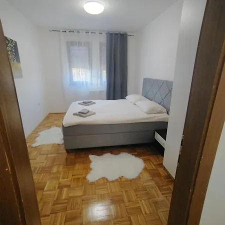 Apartman Carpe Diem * 바냐루카